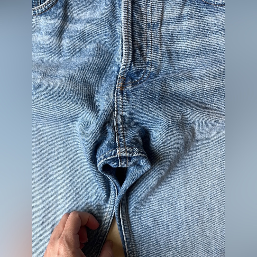 MNG Mango Jeans Womens Size 8 Mid Wash Distressed Straight Button Fly Denim - Picture 3 of 12